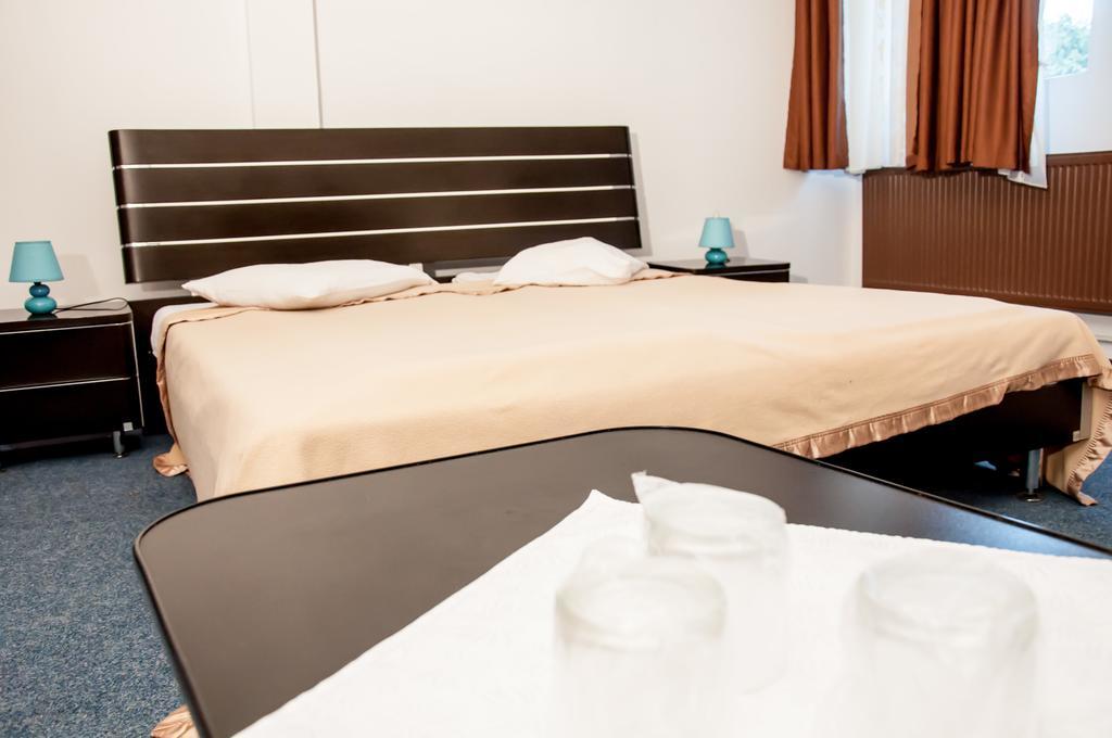 Complex Anna BaileTusnad Habitación foto